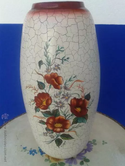 Antiguo Jarron De Porcelana Con Motivo Floral De 33,5 Cms. De Largo X 9 Cms. De