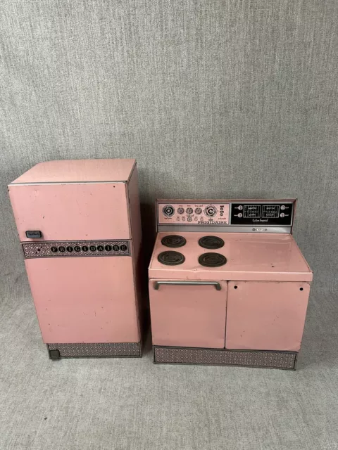 Vintage Wolverine Pink Metal Doll Frigidaire Refrigerator and oven Pittsburgh PA