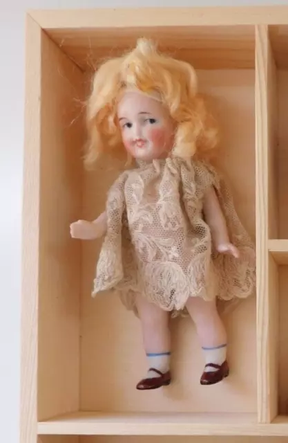GERMANY antique bisque doll 5" moveable limb Painted face strawberry blond Sassy