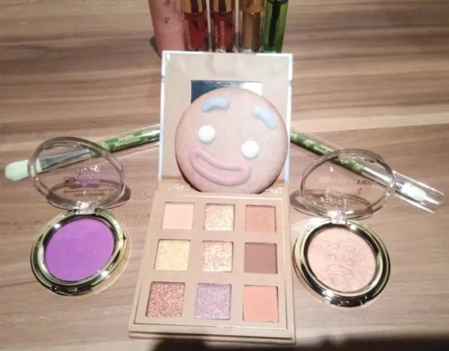 Shrek x Revolution Kosmetik Set *11 Teile* NEU * Lidschatten * Lipgloss * Blush