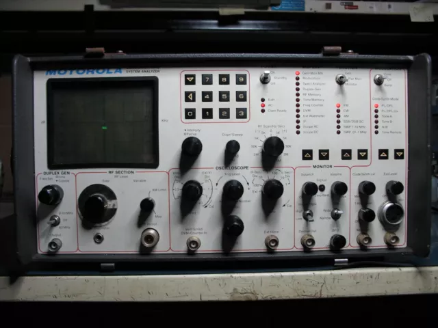 Motorola Communications System Analyzer Service Monitor R2001A Motorola Communications System Analyzer Service Monitor R2001A