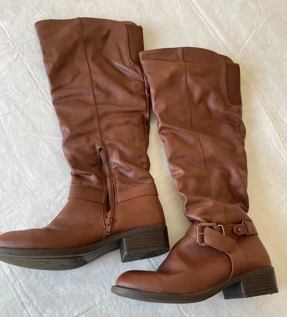 NEW KOHLS WOMENS Juniors Kisses Boots Too Spunky Luggage Wide Calf