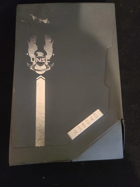 Halo 4 Limited Edition Complete SteelBook Microsoft Xbox 360 2012