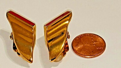 Givenchy Vintage Signé Givenchy Doré Ovale Poloshed à Clipser Boucles D'Oreilles 