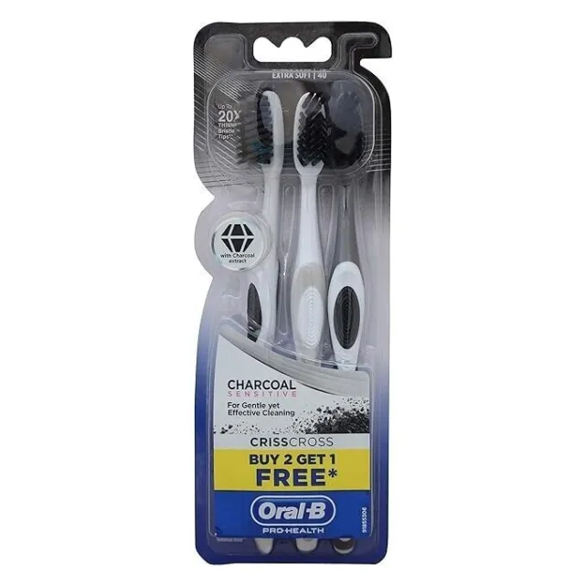 Oral-B Cepillo de Dientes Manual para Adultos Charcoal Sensitive - 3 Piezas