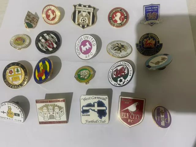 NON- LEAGUE FOOTBALL PIN BADGE COLLECTION x 20