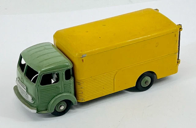 DINKY TOYS 33A - Simca Cargo fourgon avec boîte