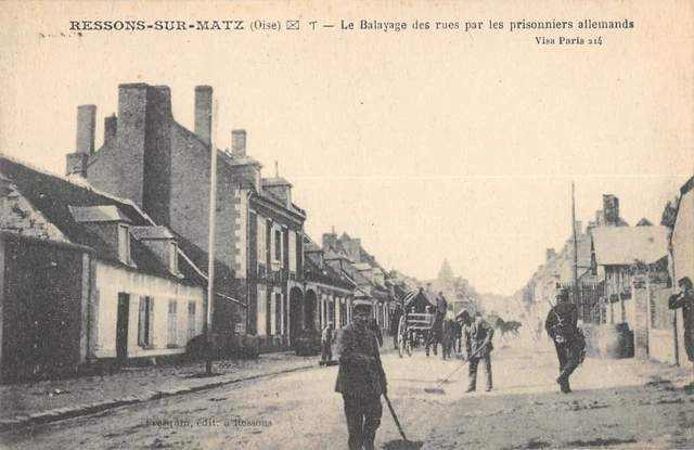 Cpa 60 Resons On Matz The Sweeping Of The Streets By German Prisoners