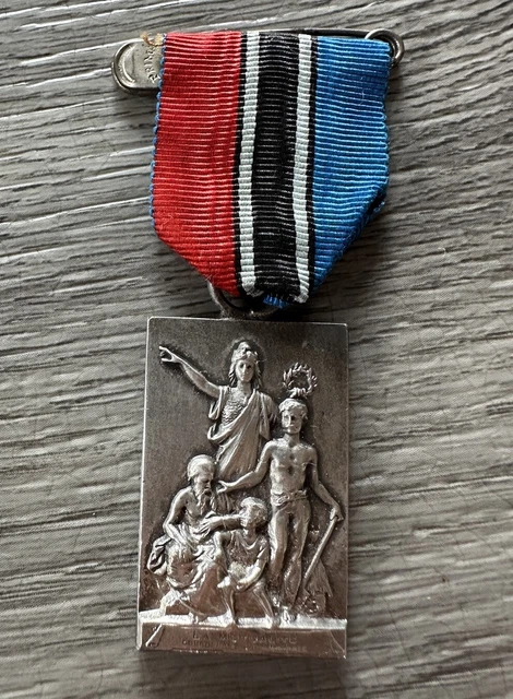 Médaille Ancienne – Musée Du Travail Et De La Mutualité – Paris – Cuivre Doré – XXe