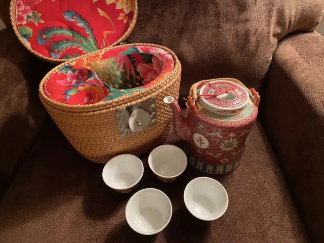 Chinese Porcelain 5 Pc Tea Set Red Famille Rose Longevity Mun Shou Woven Basket