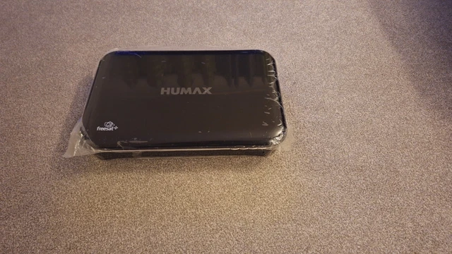Humax HDR-1000S 500GB HDD TV Twin Tuner Freesat HD+Freetime Smart Recorder HDMI