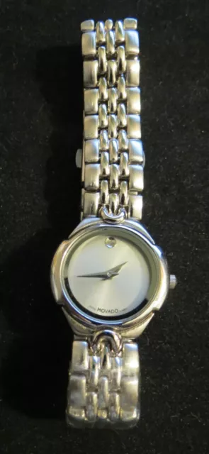 Orologio da donna Movado Museum classico in acciaio inox quadrante argento 25 mm nuovo di zecca!