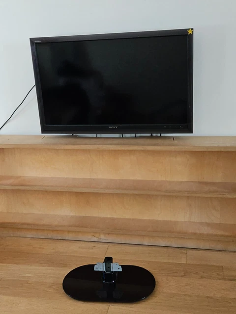 Mini Téléviseur CRT Saba 25M803 – Portable 24 Cm – Très Bon état