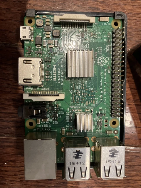 Raspberry Pi 3 Model B V1.2  with Case