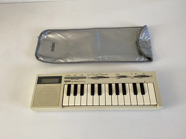 Yamaha HandySound HS-200☆1982年発売☆日本製☆希少品 7.198 △ YAMAHA HandySound HS-200 ミニ鍵盤 - メルカリ