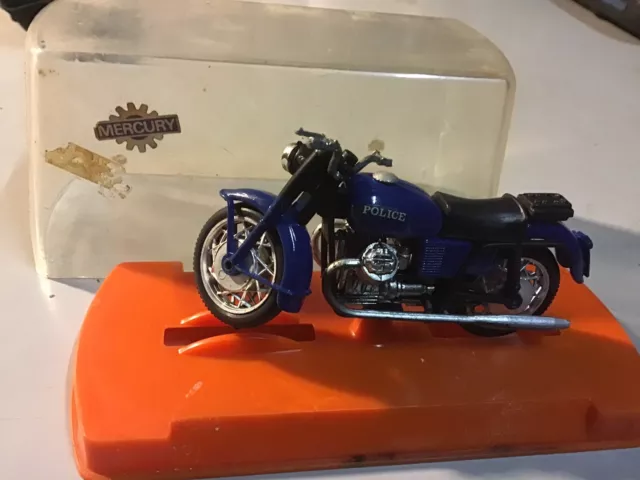 Moto de police miniature métal Mercury, boîte cristal. 2