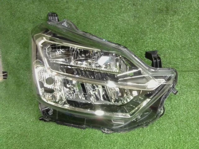 DAIHATSU Mira e-s 2021 5BA-LA350S Faro destro 81130B2670 [usato] [PA94379862]