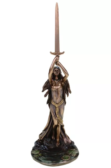 Keltische Lady of The Lake hebt Excalibur nach Oben bronziert Veronese  34 cm