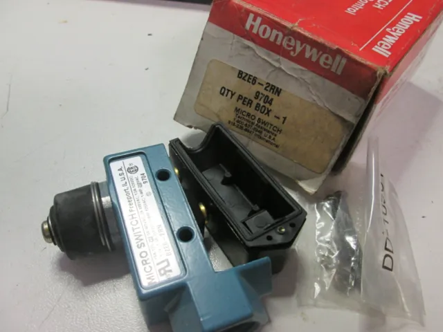 Micro switch  Honeywell BZE6-2RN