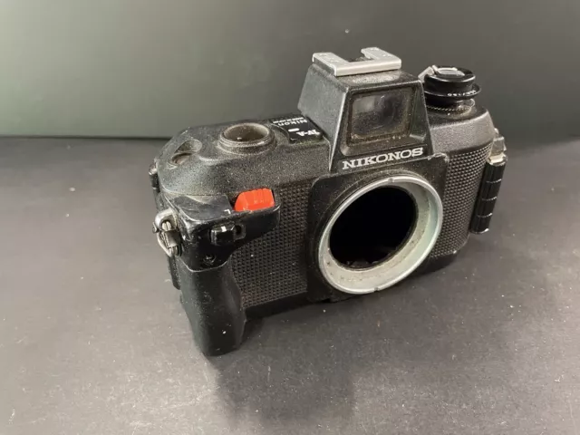 Vintage Nikonos IVA Shell