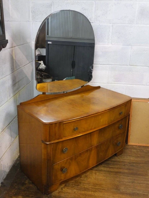 AUSTIN SUITE MAHOGANY VENEER DRESSING TABLE / CHEST Of 3 DRAWERS, With MIRROR.