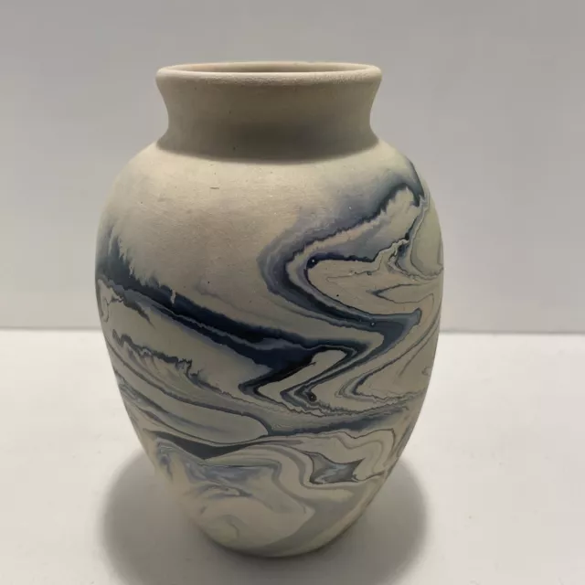 Vtg. Nemadji Indian River Clay Pottery Native American Blue Swirls 7 In