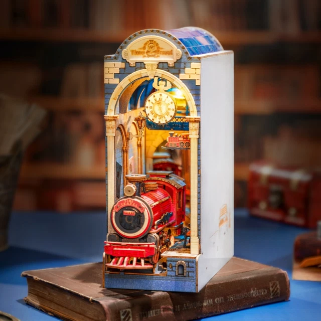 Barbie Haus Book Nook Kit, DIY Puppenhaus Booknook Kit, 3D Puzzle Kunst Buchstützen Bücherregal Einsatz Buchstütze Modellbausätze Miniatur Haus