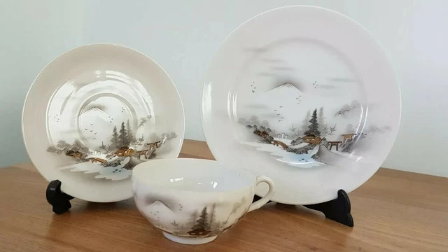 Platillo de trío japonés de porcelana pintado a mano, plato y taza de porcelana con cáscara de huevo. De colección