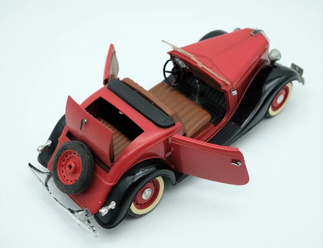 Solido Ford V8 Maquette de Voiture 1.19 Echelle Cabriolet Modèle #82 8