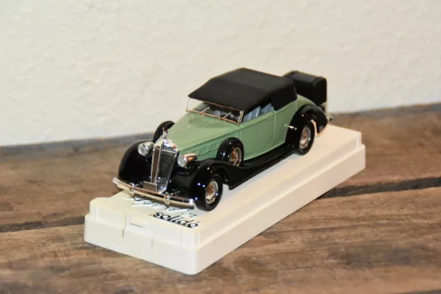 Solido Age D'or Voiture Packard Super Eight 1933 4037 / Echelle 1/43