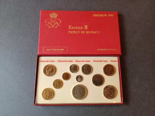 Monaco 1982 Rainier III Prince De Monaco Uncirculated coin set including silver