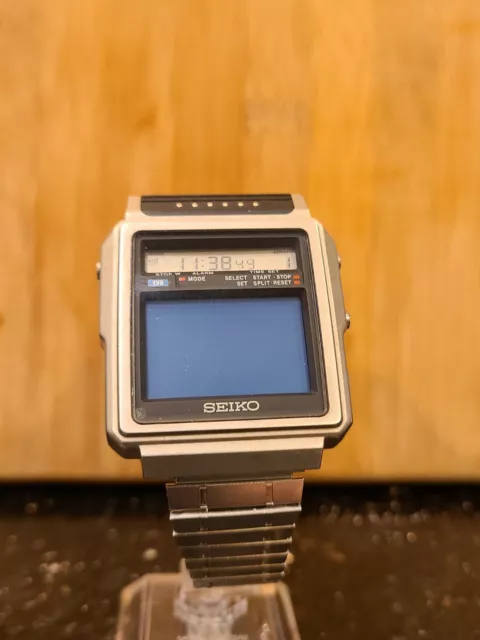 VINTAGE 1980S SEIKO T001 5010 JAMES BOND WRISTWATCH LCD TV