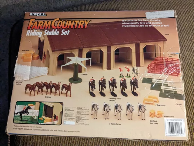 Ertl Farm Country Riding Stable 97 Piece Set # 4217  Original Box & Instructions 2