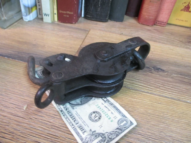 BARN pulley cast iron FRAME block & tackle hay loft old farm ROPE PULLY steel