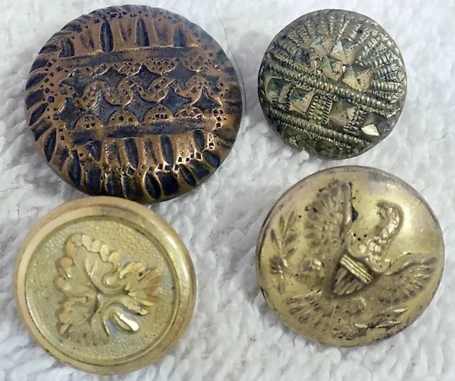 LOT OF 4 18701900 Era Buttons General Service Oak Leaf Geometric