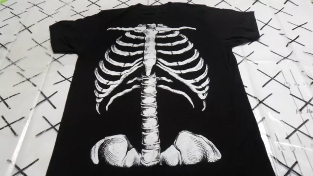 Medium Halloween Skeleton Bones Glow In The Dark Ann Arbor Brand￼ Shirt
