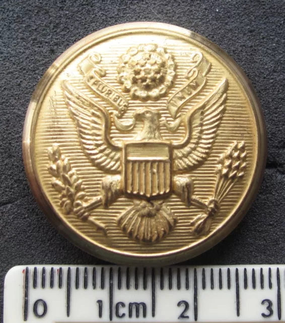 USA - United States Army uniform button ( a )