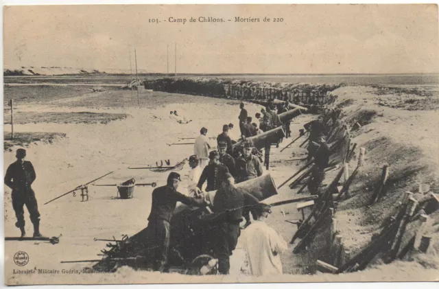 CHALONS SUR MARNE - Marne - CPA 51 - Vie MILITAIRE - le camp - Artillerie Canons