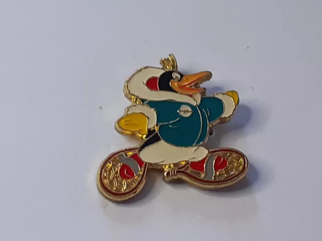 pins opel pingouin