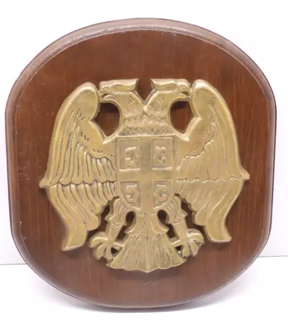 -ANCIENNE PLAQUE BOIS DECORATIVE  avec UN SUJET BRONZE AIGLE BICEPHALE Deco  D