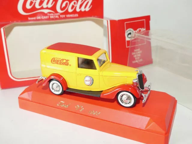 Ford V8 1936 Coca Cola Solido 1:43