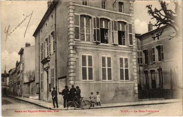 CPA TOUL La Sous Prefecture MURTHE and MOSELLE (101947)