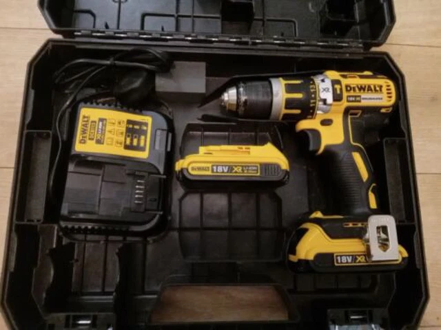 DEWALT 18V DCD795D2 XR Li-Ion Brushless Compact Hammer Drill Driver