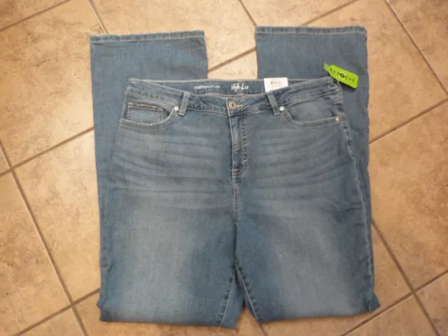 NWT Size 14x32 Style & Co Curvy Bootcut Mid-Rise Slimming Pocket Jeans