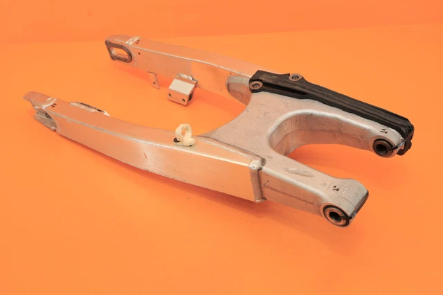 2003 01-03 RM250 RM 250 OEM Swingarm Rear Suspension Fork Wheel Support Brace
