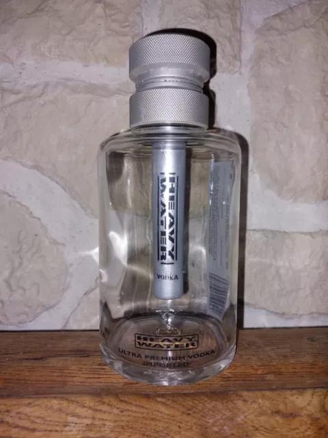 Heavy Water Vodka 700ml vide