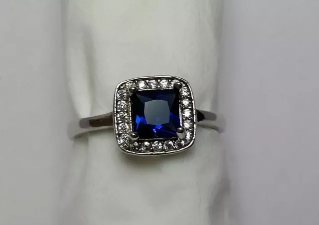 Classy 1.75 ctw  sapphire cz and diamond ring size 6