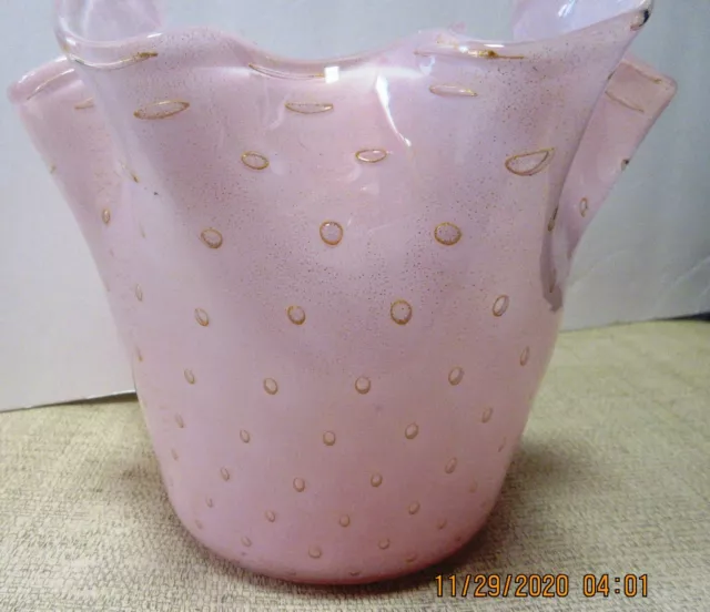 Alfredo Barbini Pink Handkerchief Vase Lots of Bubbles, Loaded with Gold Perfect