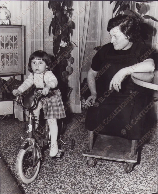 1971 Maria Grazia Seminara d’Ambrosio Mamma dell’Anno Fotografia Egizio Fabbrici