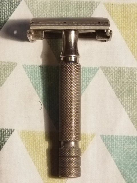 Magnifique rasoir Gillette vintage, idéal pour les collectionneurs